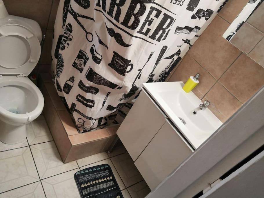 Appartement Idealement Situe Saint-Denis Esterno foto